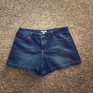New York & company jean shorts-excellent condition